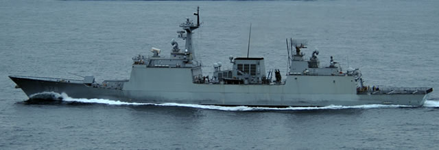 Chungmugong Yi Sun Sin class Destroyer - ROK Navy - KDX II