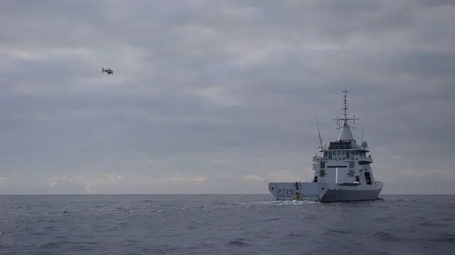 French Navy's Offshore Patrol Vessel L'Adroit conducted in December at sea trials with a Schiebel S-100 Camcopter UAV. The French Navy planned the acquisition of multi-sensor rotary wing UAVs (SDAM Project). The recent test campaign is part of this project and helps to take into account new technologies and their feedback.