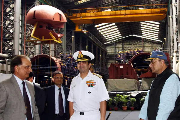 Hon’ble Raksha Mantri Shri Arun Jaitley accompanied by Admiral RK Dhowan Chief of the Naval Staff visited Mazagon Docks Limited, Mumbai on 27 Aug 14 and reviewed the progress of the Project 75 (Indigenous submarine construction) as well as the other ongoing warship building projects including P-15 B class stealth destroyers . 