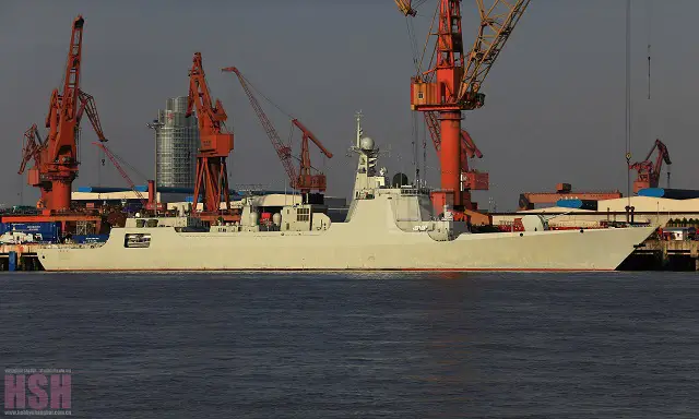 The second Type 052D Destroyer in final system outfitting at the Changxing Jiangnan shipyard in Shanghai. Picture taken in December 2014.