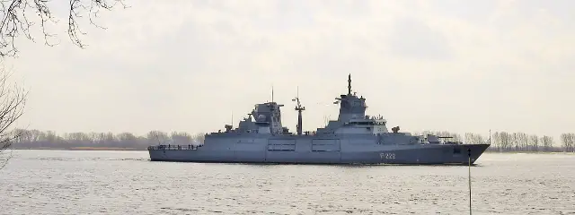 German Navy’s (Deutsche Marine) first F125 frigate has begun sea trials on 6 April. The “Baden-Württemberg” has sailed from the shipyard in Hamburg to Cuxhaven. With a crew of 60 men and women, the vessel will assume a series of tests for the systems, subsystems and weapons of the platform.