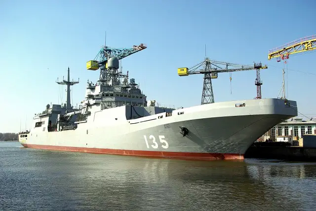 The Project 11711 large amphibious assault ship Ivan Gren being built at the Yantar Shipyard in Kaliningrad in west Russia for the Navy will start undergoing shipbuilders sea trials in late April, shipyard chief shipbuilder Igor Leonov said on Monday. 