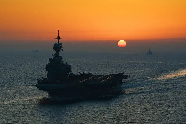 French_Navy_CSG_Charles_de_Gaulle_back.jpg