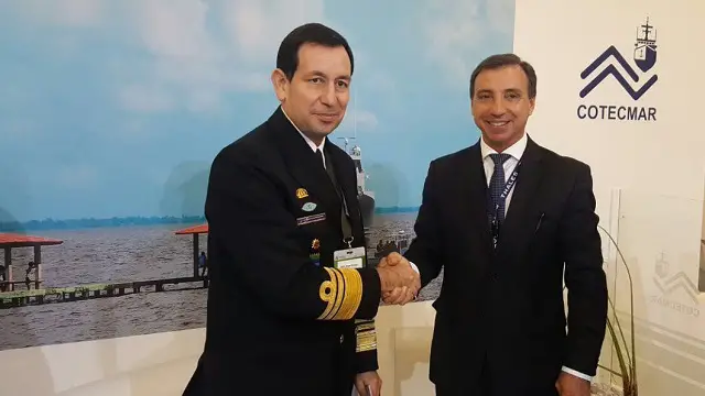 Thales and Cotecmar executives signining the cooperation agreement during Expodefensa