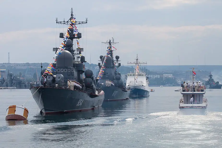 Russian Black Sea Fleet frigates sail out for exercises