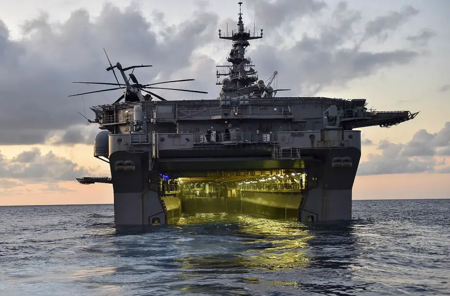 Report to Congress on US Navy Light Amphibious Warship 925 002