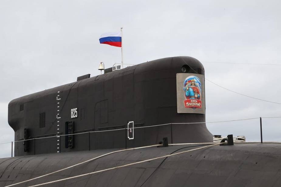Russian Navy has commissioned Knyaz Vladimir first Borei A class nuclear ballistic missile submarine 925 001