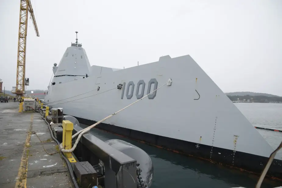 The destroyer USS Zumwalt makes its longest crossing with a port visit to  Guam
