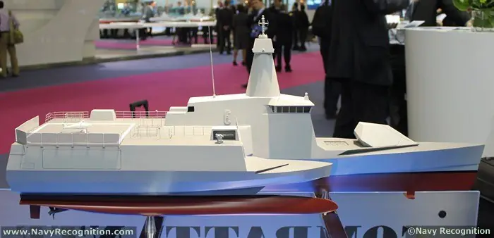 http://www.navyrecognition.com/images/stories/west_europe/france/exhibition/euronaval_2012/pictures/Scale%20models/IMG_0889.jpg