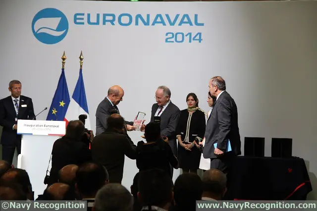 The 3 winners of the 4th edition of the EURONAVAL Trophies received their award from Jean-Yves Le Drian, French Defense Minister at the official opening ceremony of EURONAVAL 2014. The 3 rewarded companies are French SMEs that have distinguished themselves in 2014 in innovation and export perfomance.