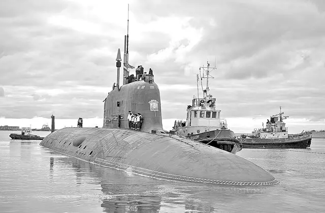 The Yasen class, developed by the St. Petersburg Malakhit design bureau and built by Sevmash shipyard, is a fourth-generation multirole attack nuclear-powered submarine. 