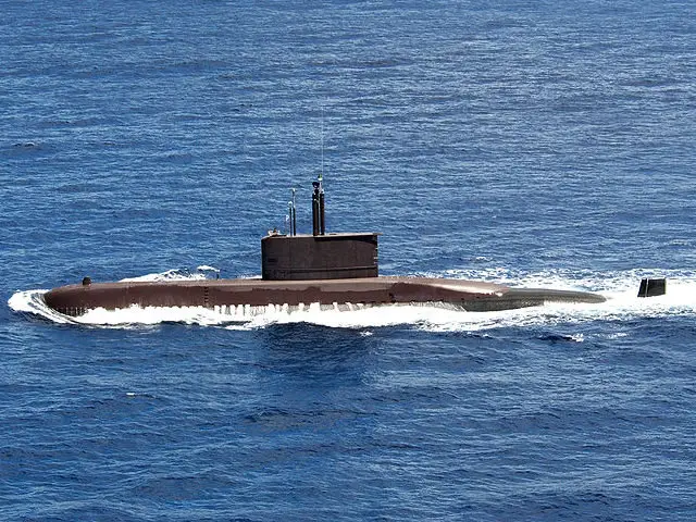 Norwegian Ministry of Defence has just made public the fact in submitted to many shipyards a Request for Information regarding the purchase of a new fleet of submarines. The Royal Norwegian Navy is looking to replace its fleet of 6 Ula class submarines (U-Boot-Klasse 210). A decision should be made around 2014.