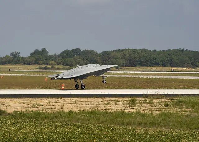 The Navy made Pax River history July 29 after it conducted the naval air station's historic first flight of the X-47B Unmanned Combat Air System (UCAS) demonstrator. At 11 a.m., the tailless, unmanned aircraft launched from Pax River and flew for a planned 35 minutes. The aircraft reached an altitude of 7,500 feet and an air speed of 180 knots during its flight over the Chesapeake Bay before successfully landing back at Pax River.