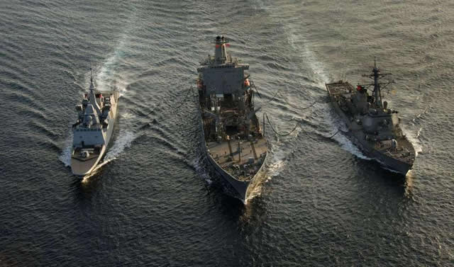 On April 3, 2013, off the U.S. coast, French Navy’s newest frigate FREMM Aquitaine conducted a Replenishment at Sea (RAS) alongside USNS John Lenthall (T-AO-189), a Henry J. Kaiser-class fleet replenishment oiler, and USS Stout (DDG-55) a Arleigh Burke-class guided missile destroyer.