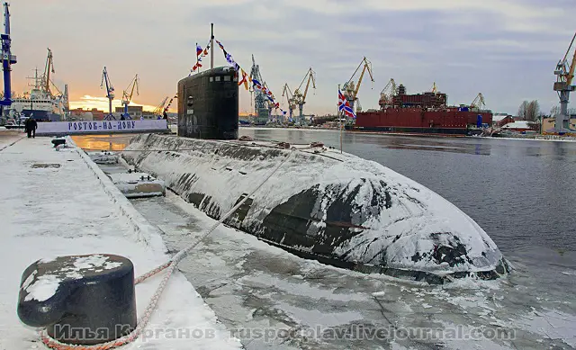 "Rostov-on-Don" (B-237), the second Project 636.3 (or Varshavyanka class) diesel-electric submarine (SSK) designed for the Russian Black Sea Fleet was officially taken into naval service, an official of Admiralty Wharfs told Russian news agency ITAR-TASS on Tuesday. 
