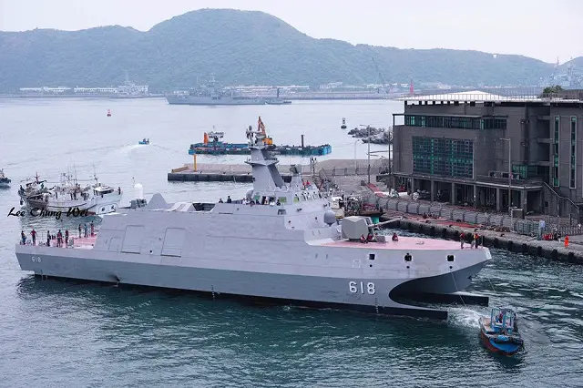 Taiwan's first unit in a new class of 12 catamaran corvettes started its trials at sea. The "Tuo River" was going out at sea for the first time from Suao in northeastern Taiwan's Yilan county, where it was christened in March this year. The corvette will undergo a series of sea trials before its commissioning expected in the first half of 2015.