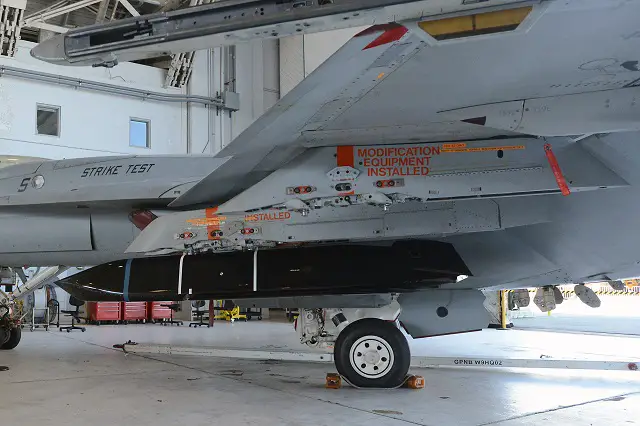 Initial fit checks are conducted on the Long Range Anti-Ship Missile (LRASM) Aug. 12 at NAS Patuxent River's Air Test and Evaluation Squadron (VX) 23 facility in preparation for the first phase of airworthiness testing with the F/A-18 E/F. (U.S. Navy photo)