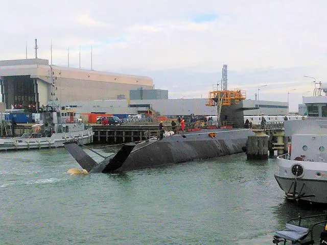 The Royal Netherlands Navy (Koninklijke Marine) announced that Walrus-class diesel electric submarine (SSK) Zr. Ms. Zeeleeuw (meaning Sealion) is operational again for the next ten years following a major maintenance and modernization period. Zeeleeuw, second submarine of the class of four, was the first to be modernized.