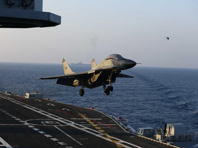 The Indian Defence Minister Shri Manohar Parrikar said the Indian Navy must remain a superior Force in the Indian Ocean Region and the Government will give all support to the Navy so that it becomes a truly Blue Water Navy. Addressing the sailors and officers of the INS Vikramaditya after witnessing two days’ of Theatre Readiness Operational Level Exercise (TROPEX-2015), off the coast of Goa in the Arabian Sea, Shri Parrikar said his stay on board INS Vikramaditya has helped him understand many a difficult situations that the Defence Forces especially sailors and officers of the Indian Navy face while ensuring the safety and security of the nation. TROPEX provides the Navy a valuable opportunity to validate its concept of operations and integration of new acquisitions with the Fleet. 