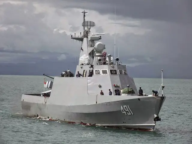 The first two (of a planned series of 10) Fast Attack Craft Missile (FAC-M) vessels have been delivered to Myanmar's Navy for sea trials. The 49 meter vessel class is indigenously desgined but is fitted with Russian and Chinese weapon and sensor systems. 