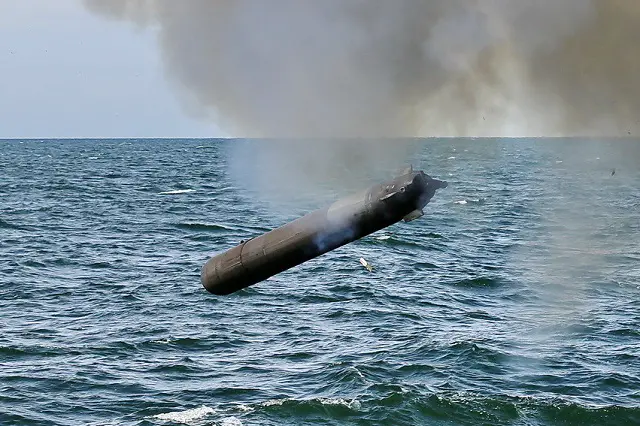 During a recent Russian Navy anti-submarine warfare (ASW) exercise, Steregushchiy class corvette Boiky (Project 2038.1) fired a live Paket-NK torpedo. The exercise also involved Parchim-class corvette Kalmykia (Project 1331M), Kilo class submarine Vyborg (Project 877) and a Kamov Ka-27 ASW helicopter.