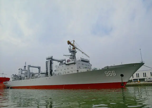 A commissioning, naming and flag-presenting ceremony of the new Gaoyouhu fleet replenishment oiler (hull number 966) of the People's Liberation Army Navy (PLAN or Chinese Navy) was held solemnly at the Zhoushan naval base in east China’s Zhejiang province. The event means that the vessel is officially commissioned in the PLAN.