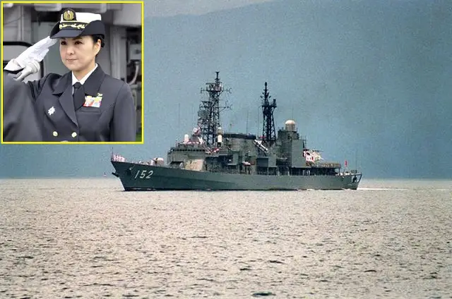  JMSDF Appointed the First Female Officer to Command a Destroyer
