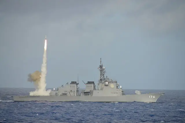 Kongo-class_guided_missile_destroyer_JS_Chokai_DDG_176.jpg