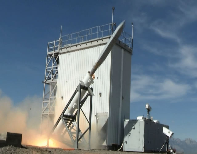LRASM_Surface_Launch_Lockheed_Martin.jpg LRASM_Surface_Launch_Lockheed_Martin.jpg