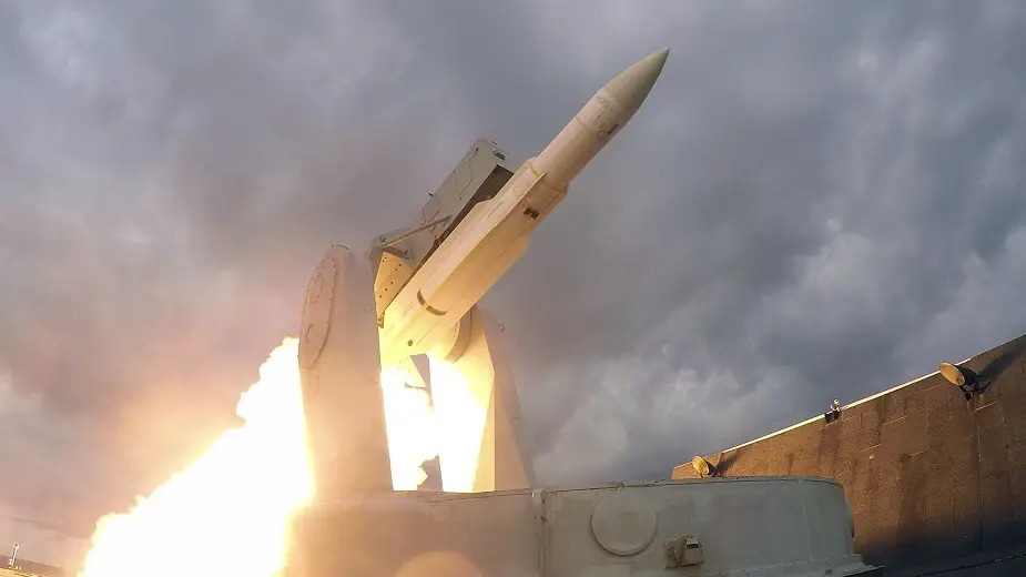 Video French Navy Still Fielding and Firing SM 1 Medium Range SAM