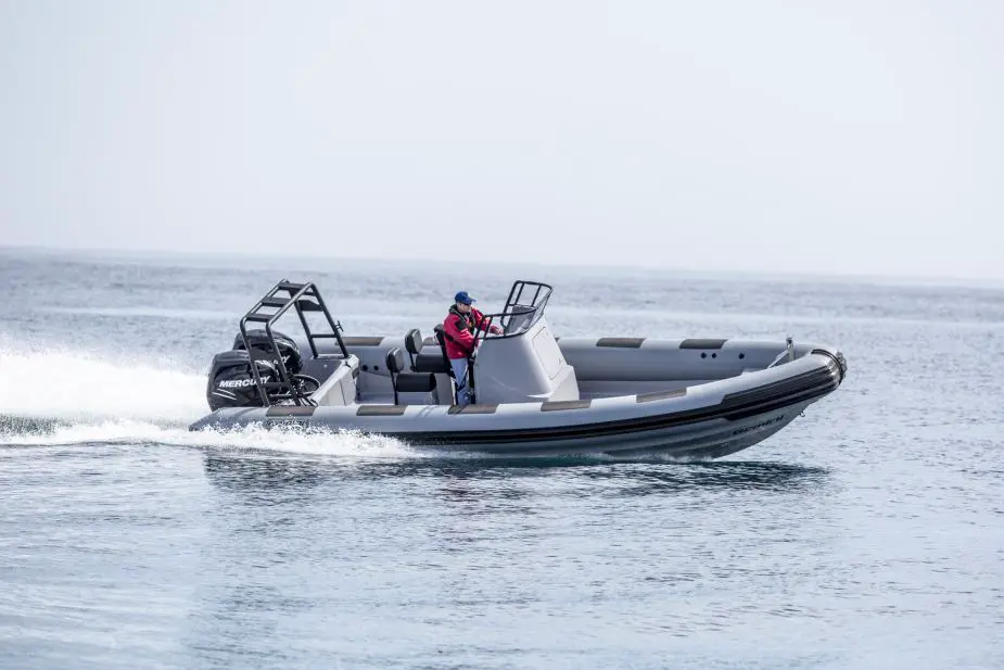 Live waterborne demonstrations on the Royal Docks at DSEI 2019 925 008