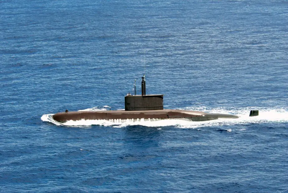 Daewoo handed over upgraded Chang Bogo I class sub to South Korea