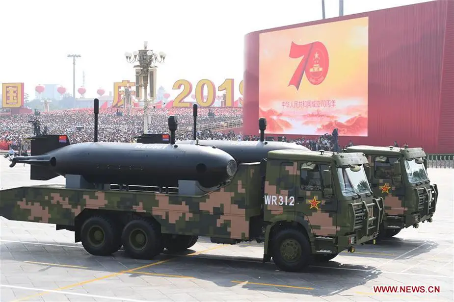 Glimpse of new autonomous underwater vehicle during Chinese military parade 925 002