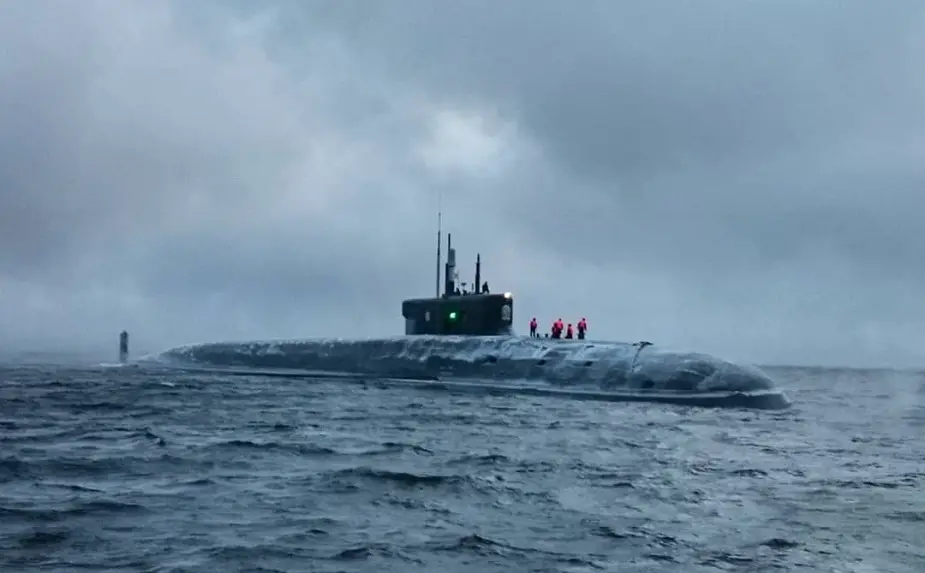 Knyaz Vladimir submarine test fires Bulava missile 01