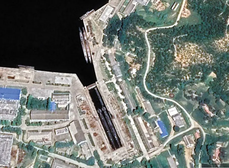 N.Korea Building Massive Underground Sub Base 925 001