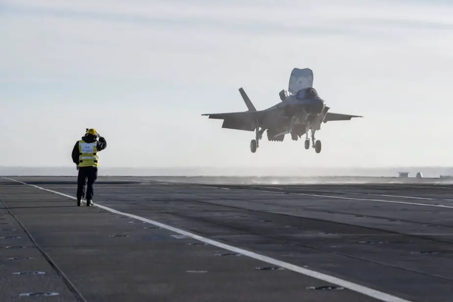 F 35B Fighter Jets flies from British Carrier HMS Queen Elizabeth in UKs water 925 001