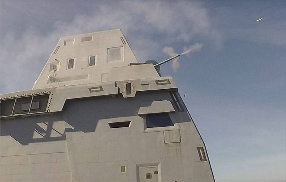 US Navy USS Zumwalt DDG 1000 completes firing test of Mark 46 MOD 2 Gun Weapon System 925 002