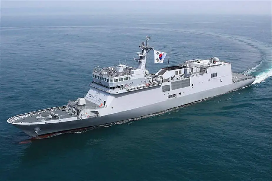 https://www.navyrecognition.com/images/stories/news/2020/october/South_Korean_Navy_takes_delivery_of_first_training_ship_HANSANDO_ATH-81_925_001.jpg