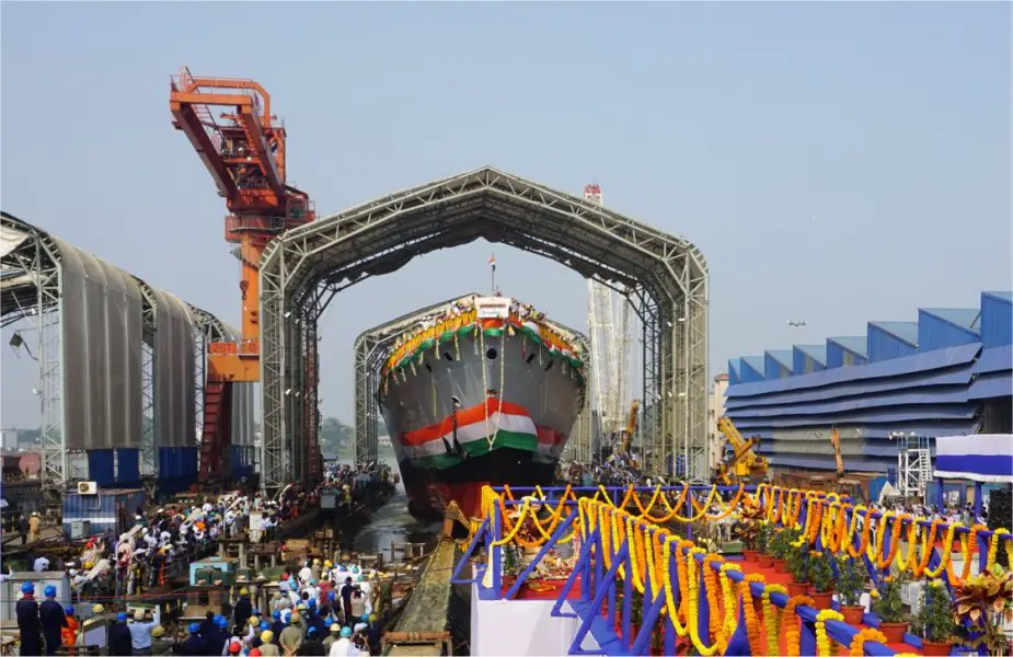 Armée Indienne / Indian Armed Forces - Page 4 Indian_Navy_launches_the_third_Nilgiri_class_frigate_Dunagiri